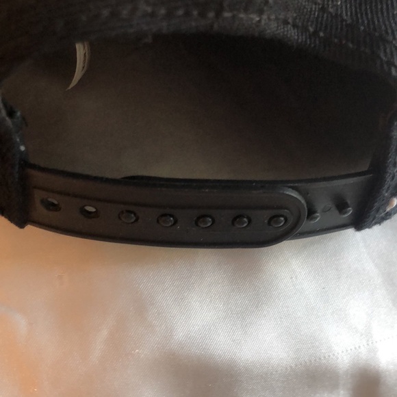 Batman Hat - Picture 3 of 3